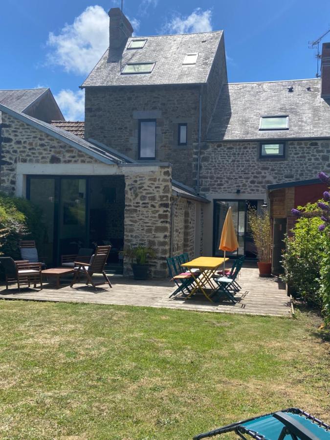 Le Cottage De La Baie Carolles Kültér fotó